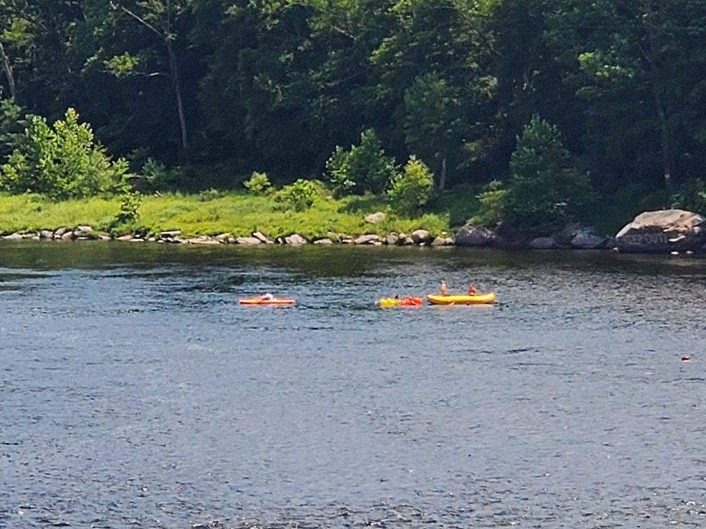 a small boat in a body of water