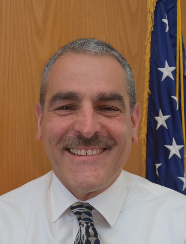 headshot of Rick Sauer